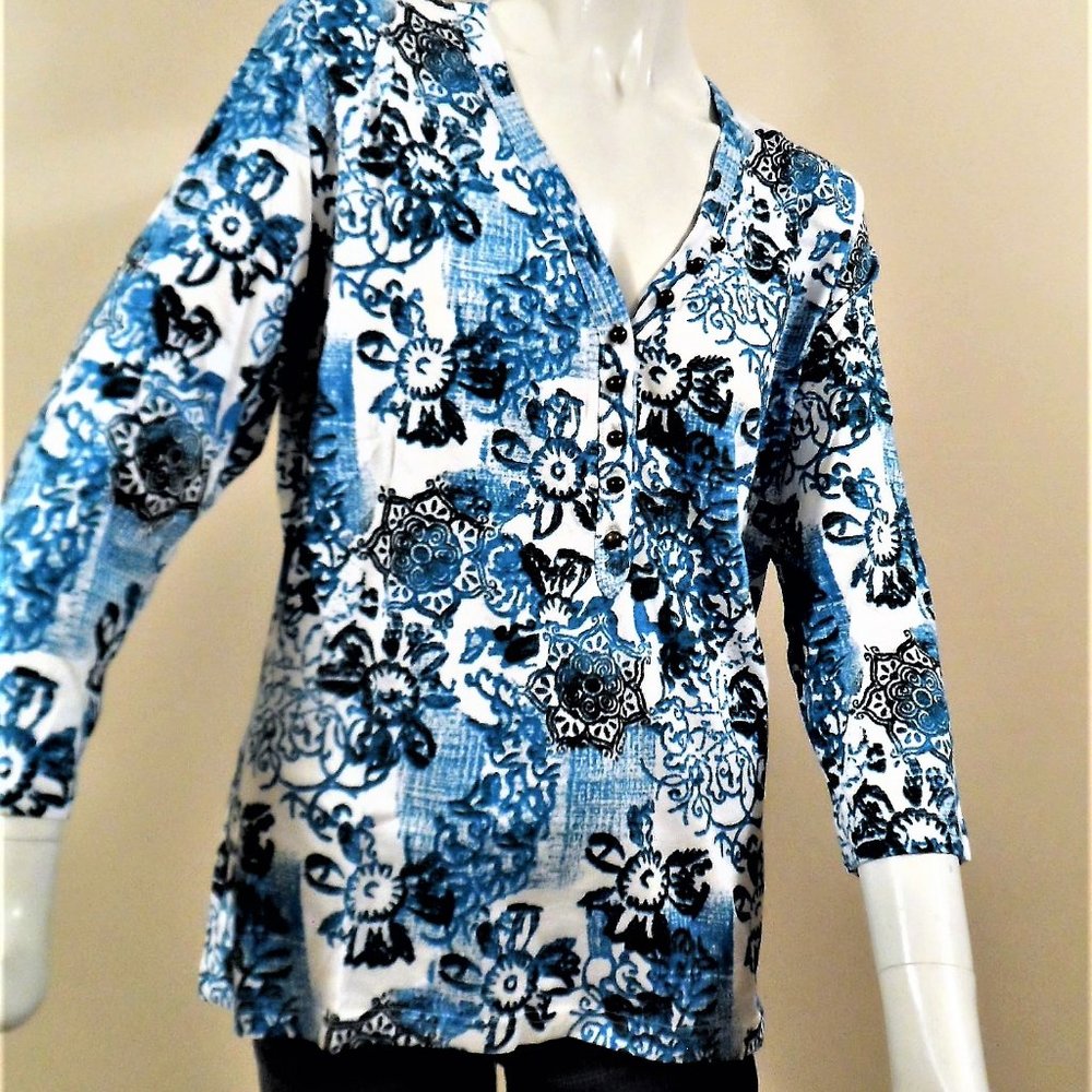 BEUTLER TOP  VISCOSE/SPANDEX NEW WITH TAG